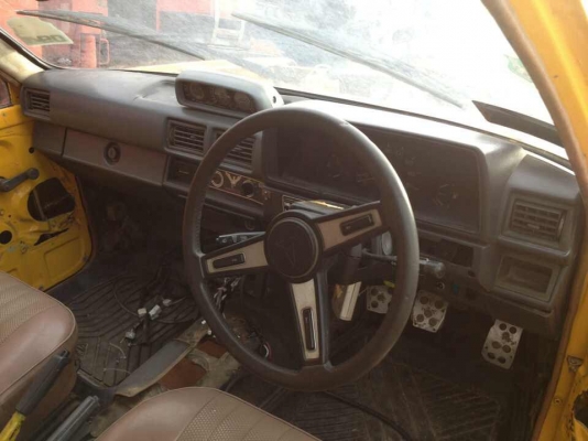 ขายบอดี้4ประตู Hero สวยๆ สภาพพร้อมใช้อุปกรครบ 15,000 บาท