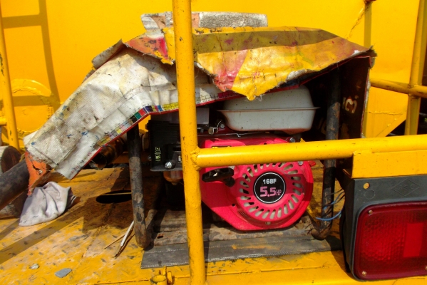 ขายด่วนรถ6ล้อTOYOTAบรรทุกนํ้าเครือง130แรงม้า6000ลิตร