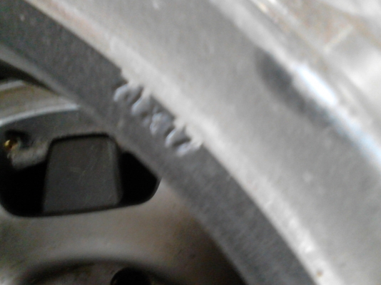 ขาย แม๊ก ขอบ 17 จำนวน 2 วง ติดต่อ 081-427-3941 ขาย แม๊ก ขอบ 17 จำนวน 2 วง ติดต่อ 081-427-3941