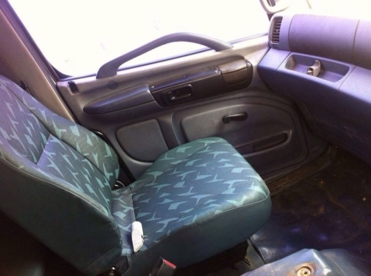 รถฮีโน่ 10 ล้อดั้ม 260 แรงม้า ปี 47   สนใจติดต่อ  081 - 6079515