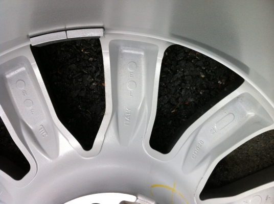 แม็กพร้อมยางสวยๆ สำหรับ Rang Rover