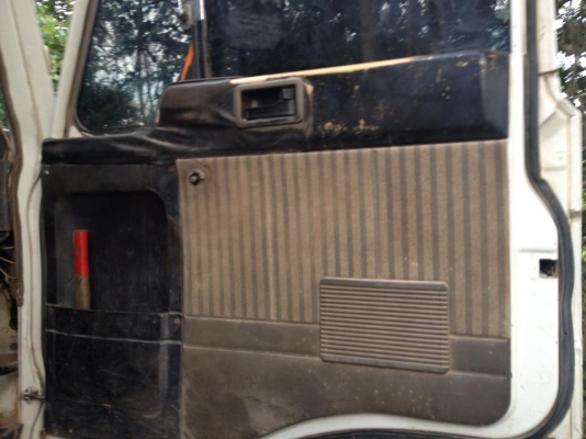 ด่วนๆ    ขายดาวน์ รถสิบล้อ NISSAN UD cwm 430 230แรง ดั้มมีระบบลากพ่วง สนใจสอบถามได้