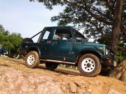 SUZUKI 4X4 แพคคู่ แคริเบี้ยน สปอรตตี้ ป38 ตู้ปลาปี33 เล่มพร้อมโอนทั้ง 2คัน