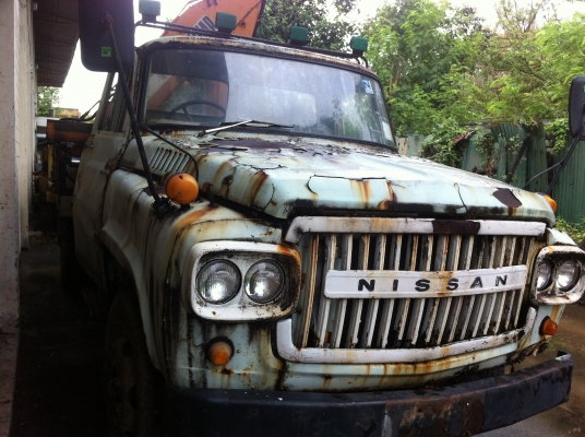 ขาย 6 ล้อ หน้ายาว ติดเฮี๊ยบ 3 พับ 2.9 ตัน NISSAN UC เครื่องดี รถใช้งานได้ ราคาย้อมๆ สนใจโทรด่วน