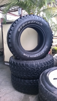 ขายยาง BF 265 70 16 ปี11 8500