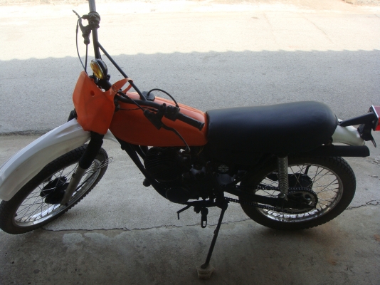 รถจักรยานยนต์