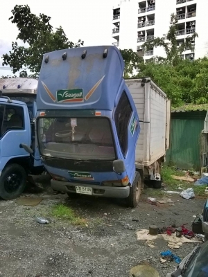 isuzu NKR 55 E isuzu NKR 55 E