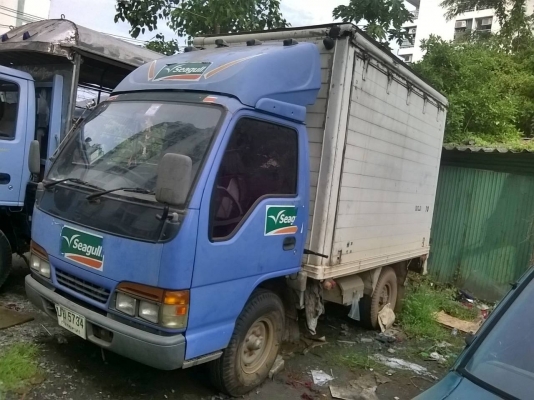 isuzu NKR 55 E isuzu NKR 55 E