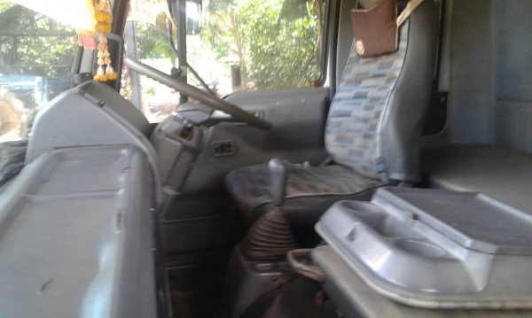 **1,250,000 บ.ต่อรอง**ขาย10ล้อ2เพลาดั้ม HINO FM3H NLA 195 HO7D เดิมๆบางๆ ไม่เคยทำสี ใช้งานน้อย เครื่องเดิมๆเกียร์เดิมๆ HO7D 195แรง แห้งๆ แรงดีไม่มีเยิ้ม ช่วงล่างเดิมๆคัสซีสวยเดิมๆโรงงาน ไม่ปะไม่ดาม ไม่บวม กระบะดั้มเหล็กสภาพสวยเดิม ไม่ผุ พื้นดีข้างสวย หัวเ **1,250,000 บ.ต่อรอง**ขาย10ล้อ2เพลาดั้ม HINO FM3H NLA 195 HO7D เดิมๆบางๆ ไม่เคยทำสี ใช้งานน้อย เครื่องเดิมๆเกียร์เดิมๆ HO7D 195แรง แห้งๆ แรงดีไม่มีเยิ้ม ช่วงล่างเดิมๆคัสซีสวยเดิมๆโรงงาน ไม่ปะไม่ดาม ไม่บวม กระบะดั้มเหล็กสภาพสวยเดิม ไม่ผุ พื้นดีข้างสวย หัวเ