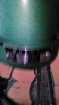 สว่านแท่น SUPER KING ให้พร้อมปากกาจับชิ้นงาน สูง 60 cm.มอเตอร์ 1/3 แรงม้า จับดอกสว่านได้ถึง 13 มม. ปรับสปีดได้ 5 ระดับ