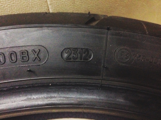 ขายยาง\%120/70/19 , 170/60/17