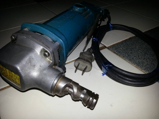 ขายเครื่องตัดแผ่นโลหะ1.6mm(1/16")300W ยี่ห้อMAKITAรุ่นJN1600(made in japan) ขายเครื่องตัดแผ่นโลหะ1.6mm(1/16")300W ยี่ห้อMAKITAรุ่นJN1600(made in japan)