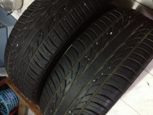 ขายแม็ก ขอบ17กว้าง7 พร้อมยางmatrac fx marshal 205 45 17 ปี2011 จำนวน1ชุด พร้องใช้งาน ราคา11000บาท โทร0924462525โส กทม