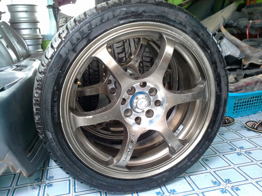 ขายเเม็กซ์ ขอบ 17  4วงพร้อมยาง205/45/17 ปี11