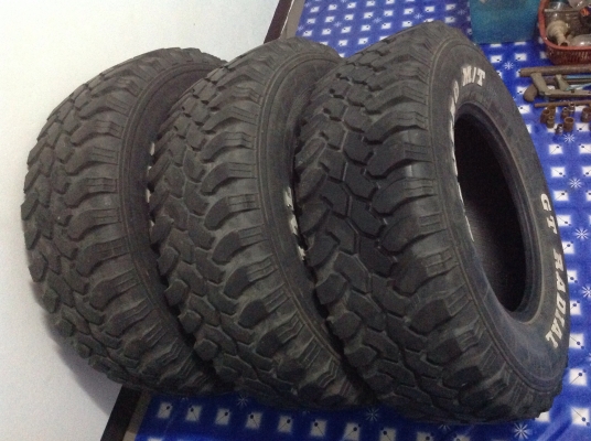 ยาง 4x4 SAVERO M/T ขนาด 265/75R 16 สภาพใหม่ ยาง 4x4 SAVERO M/T ขนาด 265/75R 16 สภาพใหม่