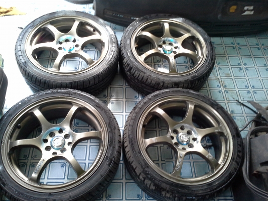 ขายเเม็กซ์ ขอบ 17  4วงพร้อมยาง205/45/17 ปี11