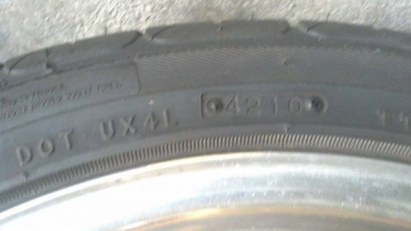 แม็ก 17 กว้าง 7 ออฟ 42 พร้อมยาง 8500 แม็ก 17 กว้าง 7 ออฟ 42 พร้อมยาง 8500