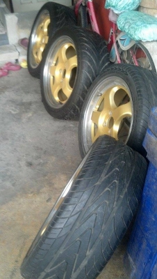 แม็ก 17 กว้าง 7 ออฟ 42 พร้อมยาง 8500 แม็ก 17 กว้าง 7 ออฟ 42 พร้อมยาง 8500