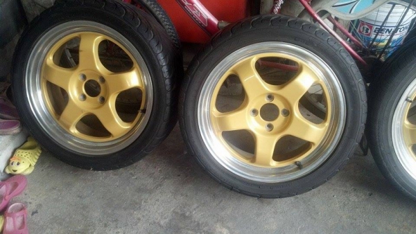 แม็ก 17 กว้าง 7 ออฟ 42 พร้อมยาง 8500 แม็ก 17 กว้าง 7 ออฟ 42 พร้อมยาง 8500