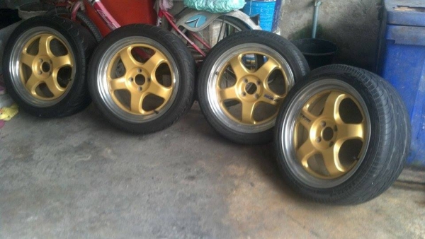 แม็ก 17 กว้าง 7 ออฟ 42 พร้อมยาง 8500 แม็ก 17 กว้าง 7 ออฟ 42 พร้อมยาง 8500