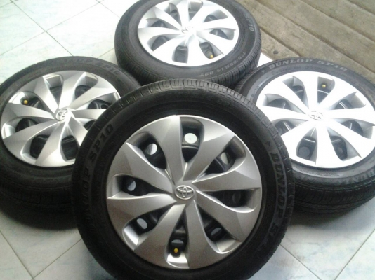 ขายล้อกะทะป้ายแดงพร้อมยาง 175-65-14 ปลายปี13 ชุดละ 4,500 บาท ขายล้อกะทะป้ายแดงพร้อมยาง 175-65-14 ปลายปี13 ชุดละ 4,500 บาท