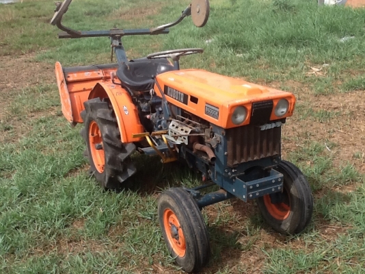 Kubota   B6000e