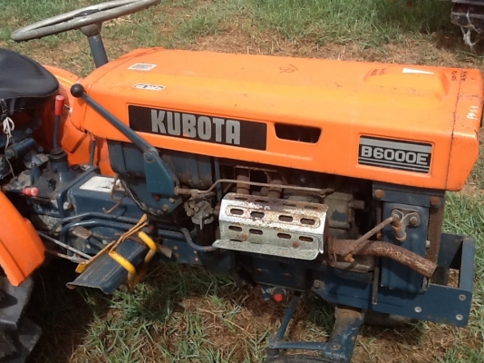 Kubota   B6000e