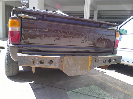 ขายกันชนหลังทำจากเหล็กหนาใส่กระบะฮีโร่ ม้ากระโดด