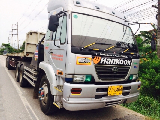 ขายหัวลากนิสสัน ยูดีพร้อมหางสามเพลาสามมิตร ปี2550