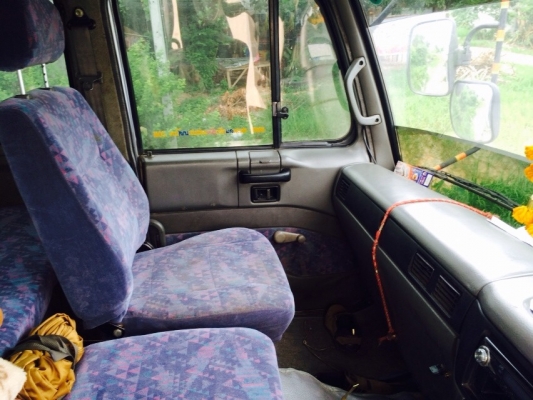 ขายหัวลากนิสสัน ยูดีพร้อมหางสามเพลาสามมิตร ปี2550