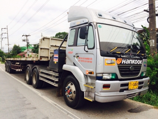 ขายหัวลากนิสสัน ยูดีพร้อมหางสามเพลาสามมิตร ปี2550