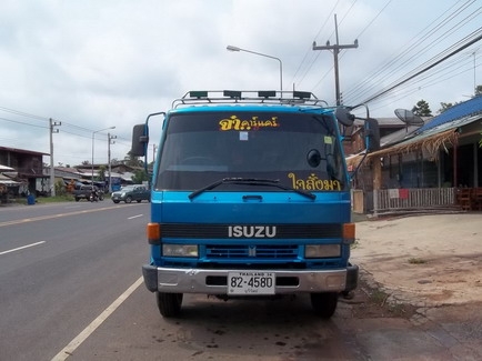 อีซูซุ ร้อกกี้ 195แรงม้าดั้มพ์