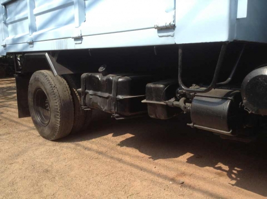 ขายISUZU 6ล้อดั๊ม ยาง825 ช่วงล่างใหญ่ 6เกียร์เดินหน้า เครื่อง 6BD 160 แรง ฝาดำ รถมือเดียว เคริ่องดี ครัทซีสวย ขับดีมากๆ ขาย 550,000 บาท