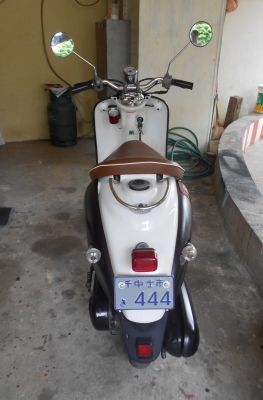 ขายสกู๊ตเตอร์ Yamaha Vino50cc สวยๆน่ารักๆพร้อมใช้งาน