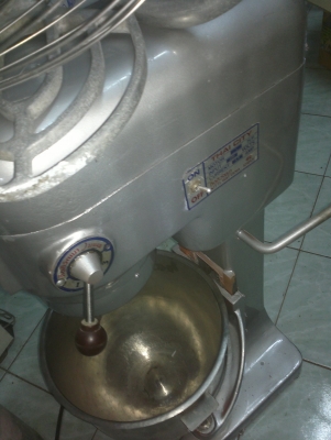 ขายเครื่อง ตีไข่ และตีเค็ก