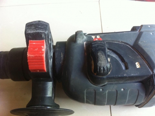สว่านโรตารี่2ระบบ Makita รุ่น HR2230 1900บาท ส่งฟรี ทั้วไทย