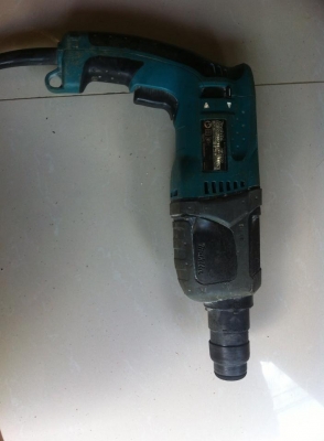สว่านโรตารี่2ระบบ Makita รุ่น HR2230 1700บาท ส่งฟรี ทั้วไทย สว่านโรตารี่2ระบบ Makita รุ่น HR2230 1700บาท ส่งฟรี ทั้วไทย