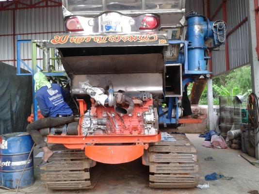 ขายรถเกี่ยว พ. เจริญพัฒนา ปี2011 ขายรถเกี่ยว พ. เจริญพัฒนา ปี2011