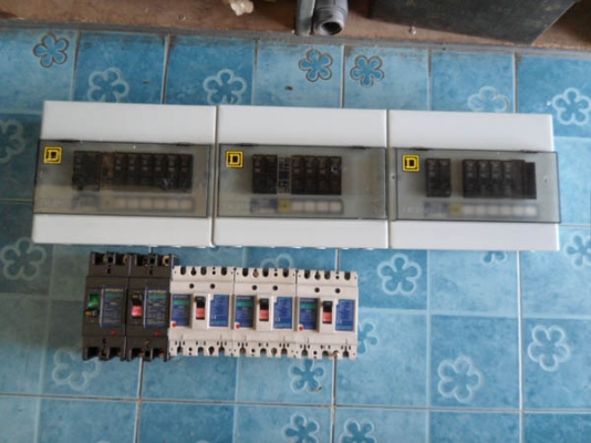 เมนเบรกเกอร์ Mitsubishi 100A 3HP