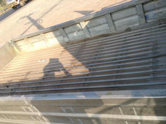 ขายกะบะเหรด NPR ยาว 4.40 เมตร สภาพสวย ราคา 85,000 บาท