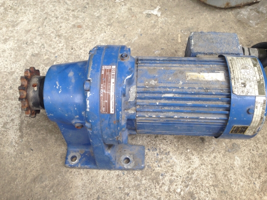ขายมอเตอร์เกียร์ cycro drive Sumitomo 1/2 HP. 380 V อัตราทด 1:35 สภาพสวย วิ่งนิ่ม พร้อมใช้งาน