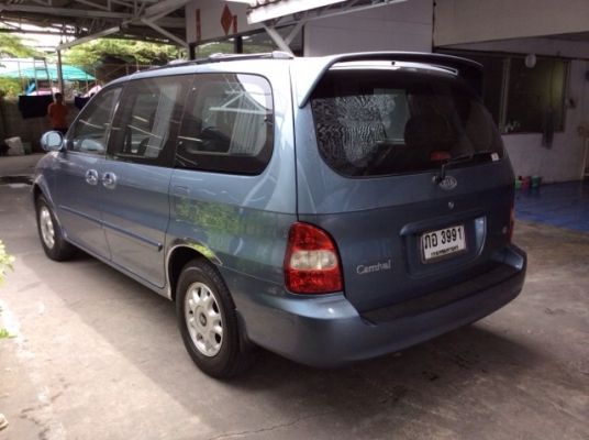 ขายรถครอครัว Kia carnival Gs 2.4 ปี 2001 เครื่องเดิม 2.4 เกียร์ออโต้ ติดแก๊ส lpg ระบบหัวฉีด เบาะหนัง ปรับไฟฟ้า ลายไม้ จอทีวีหน้า-หนัง แอร์หน้า-หลัง ม่านรอบคัน รถบ้าน เจ้าขอวคาแคร์ จอดในที่ล่มตลอด สีสวยมาก ซ่อมทุกจุด อยากเปลี่ยนรถ พร้อมใช้มากครับ