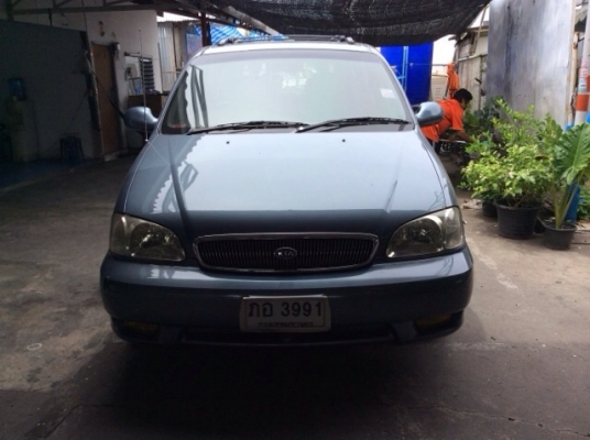 ขายรถครอครัว Kia carnival Gs 2.4 ปี 2001 เครื่องเดิม 2.4 เกียร์ออโต้ ติดแก๊ส lpg ระบบหัวฉีด เบาะหนัง ปรับไฟฟ้า ลายไม้ จอทีวีหน้า-หนัง แอร์หน้า-หลัง ม่านรอบคัน รถบ้าน เจ้าขอวคาแคร์ จอดในที่ล่มตลอด สีสวยมาก ซ่อมทุกจุด อยากเปลี่ยนรถ พร้อมใช้มากครับ