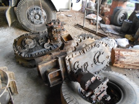 ตัวเดิน 12 มิตซู และ 200 มิตซู ราคา 130000 บาท/คู่ โทร 0850853022