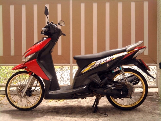 ขออนุญาติขาย Honda Click Combi Brake มือเดียว