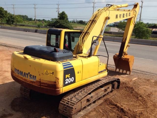 ขายรถแบคโฮ KOMATSU PC200-8 รถปี2009 ทำงาน 5พันกว่าชั่วโมง มีกล้องหลัง สภาพสวย นำเข้าจากญี่ปุ่น มีVDOครับ ขายรถแบคโฮ KOMATSU PC200-8 รถปี2009 ทำงาน 5พันกว่าชั่วโมง มีกล้องหลัง สภาพสวย นำเข้าจากญี่ปุ่น มีVDOครับ
