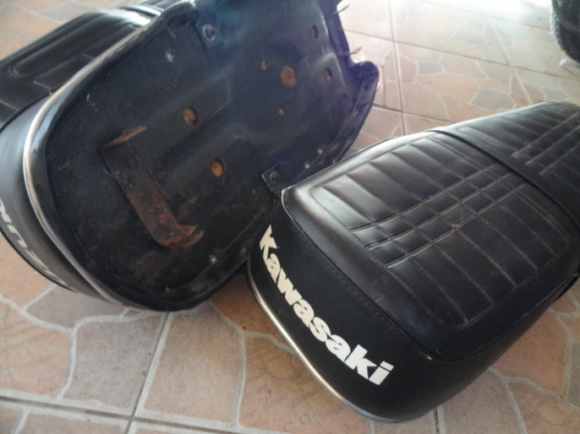 ขายเบาะเดิมพื้นเหล็ก  ของซู -คาวา 450บาท