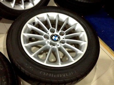 แม็กซ์BMW 16 นิ้ว ใส่ซีรีย์ 5 สวยพร้อมยางดอกลึกทั้งชุด ตจว ส่งฟรีครับ