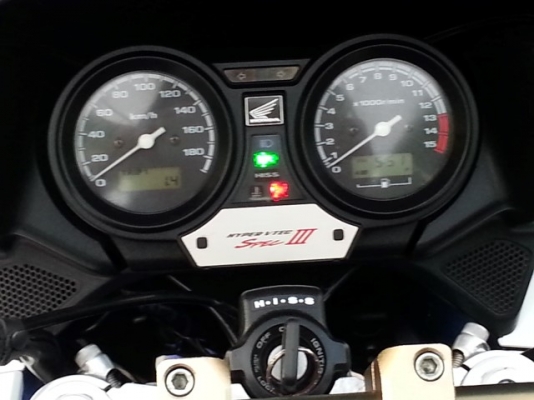 วุฒินนบุรี ขายCB400 V-TEC3 ปี2006บอดิออรถสภาพใหม่กริ๊บเครื่องสดๆพร้อมใช้เสียสรรพสารมิตรแล้วคับ