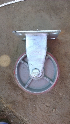 Sell> ขายล้อลากอุตสาหกรรม ขนาด 6" นิ้ว มี 16 ชุด ใน 1 ชุด จะมี 4 ล้อครับ 2 ล้อเป็น 2 ล้อตาย ครับ